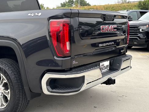 Used 2025 GMC Sierra 1500 SLT AWD/4WD image 47