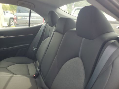 Used 2023 Toyota Camry LE FWD image 13