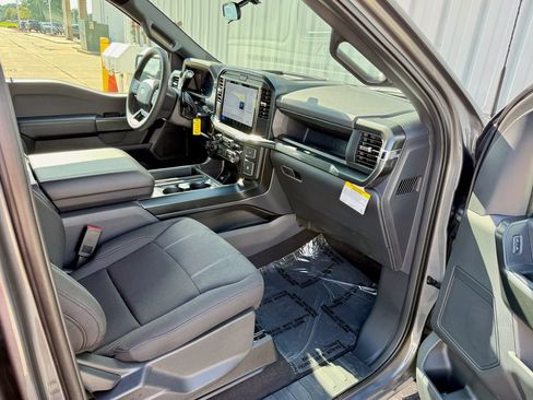 New 2026 Ford F150 STX w/ Equipment Group 200A AWD/4WD image 18