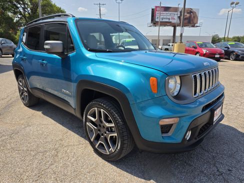 Used 2019 Jeep Renegade Limited AWD/4WD image 3