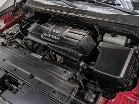Used 2017 Nissan Titan SV image 53