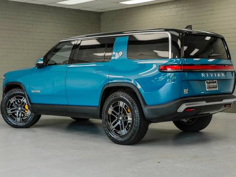 Used 2023 Rivian R1S Adventure AWD/4WD image 31