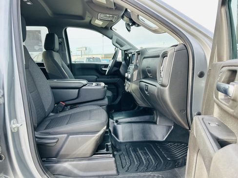 Used 2024 GMC Sierra 2500 Pro w/ Convenience Package image 27