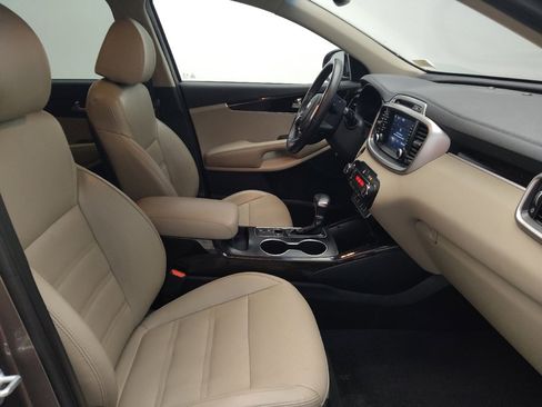 Used 2019 Kia Sorento EX FWD image 21