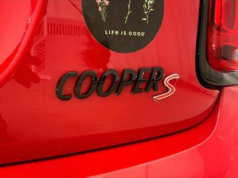 Certified 2023 MINI Cooper S w/ Signature Upholstery Package image 30