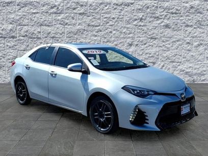 Used 2019 Toyota Corolla SE w/ SE Premium Package