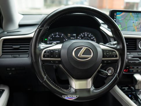 Used 2021 Lexus RX 350L 350L Luxury w/ Premium Package image 23