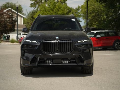 New 2027 BMW X7 xDrive40i w/ Executive Package AWD/4WD image 8