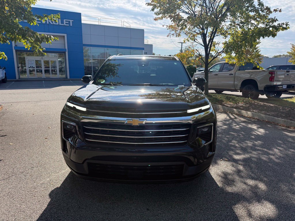 Used 2026 Chevrolet Traverse LT AWD/4WD image 8