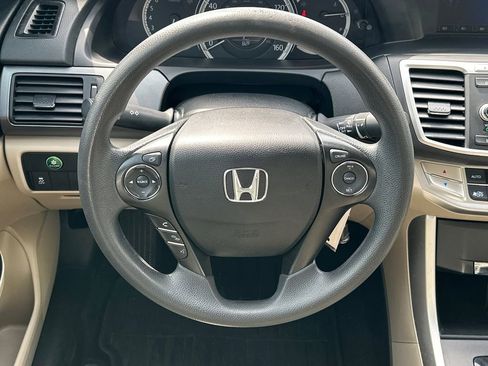Used 2015 Honda Accord LX image 24