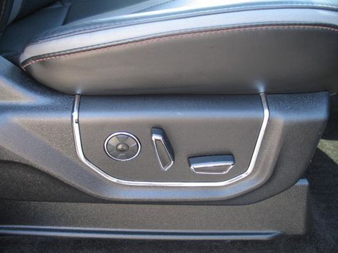 Used 2018 Ford F150 Platinum w/ Equipment Group 701A Luxury AWD/4WD image 23