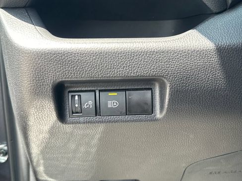 Used 2026 Hyundai Elantra Sport FWD image 33