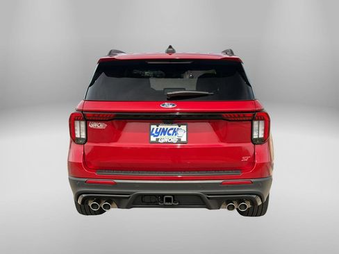 Used 2025 Ford Explorer ST AWD/4WD image 3