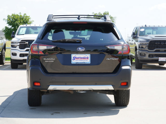 Used 2023 Subaru Outback Limited AWD/4WD image 4