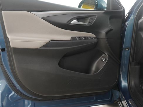 Used 2024 Buick Envista Avenir image 19