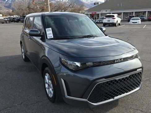 Certified 2023 Kia Soul S image 1
