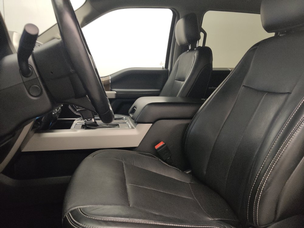 Used 2018 Ford F150 Lariat w/ Equipment Group 502A Luxury AWD/4WD image 17