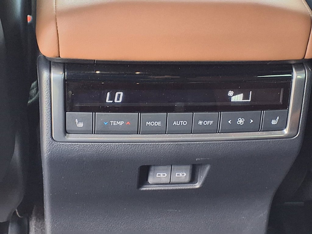 Used 2024 Lexus GX 550 w/ Cold Area Package AWD/4WD image 19