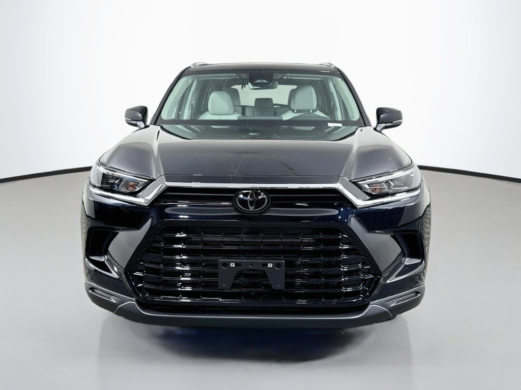New 2026 Toyota Grand Highlander XLE FWD image 11