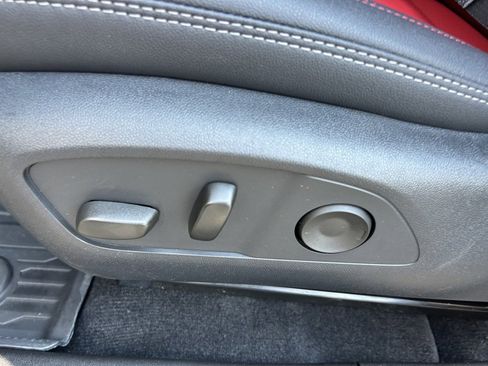 Used 2025 Chevrolet Equinox EV RS image 44