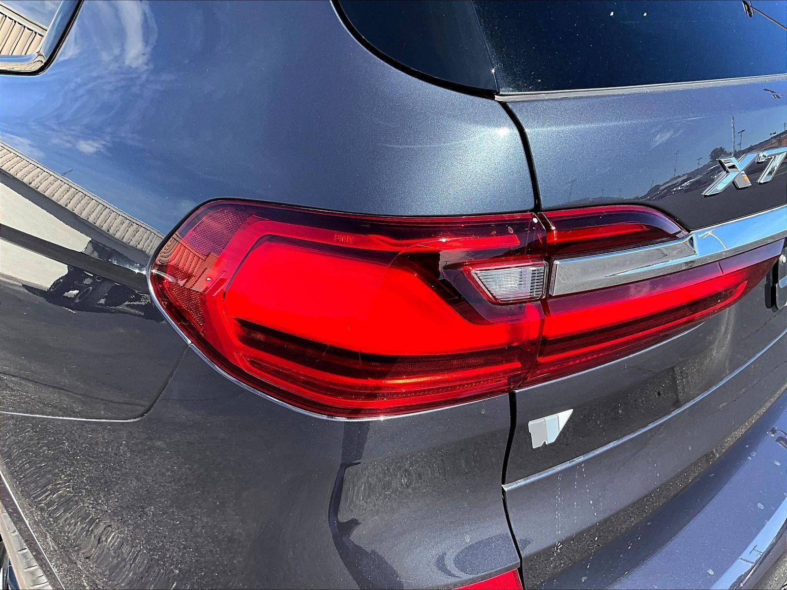 Used 2019 BMW X7 xDrive40i w/ Premium Package AWD/4WD image 23