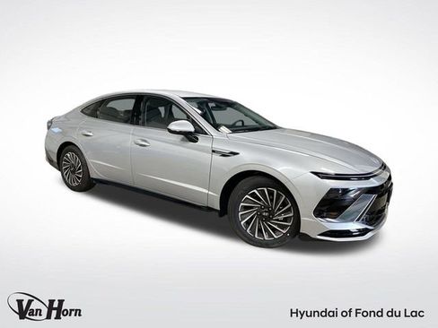 New 2025 Hyundai Sonata SEL image 1
