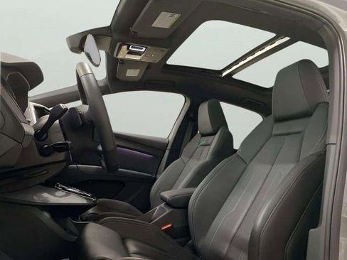 Used 2024 Audi Q4 e-tron Premium Plus w/ Premium Plus image 87