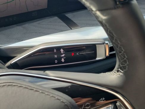 New 2025 Cadillac Escalade IQ Luxury 2 AWD/4WD image 16