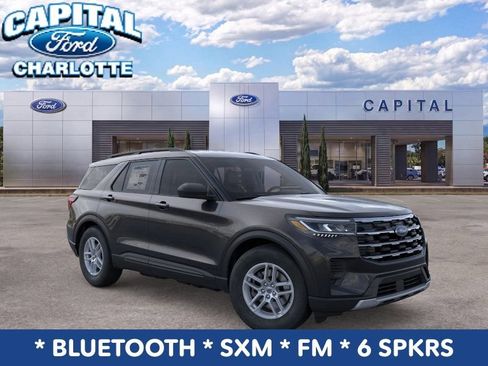New 2026 Ford Explorer Active RWD image 8