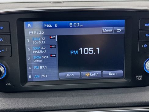 Used 2020 Hyundai Santa Fe SEL image 21