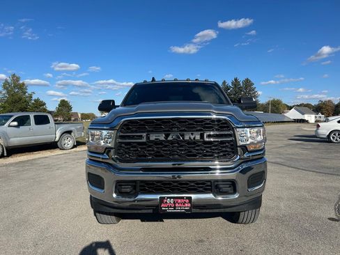 Used 2022 RAM 2500 Tradesman image 2