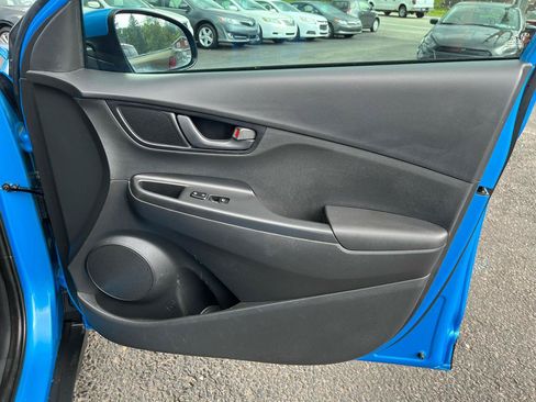 Used 2019 Hyundai Kona SE AWD/4WD image 30