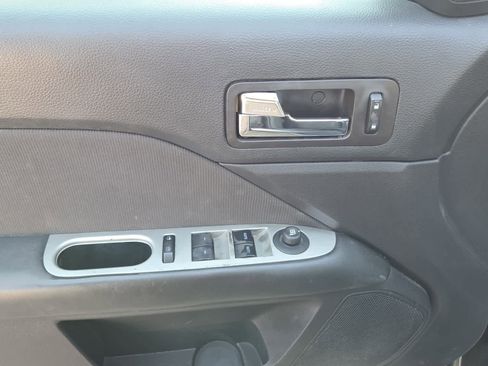 Used 2012 Ford Fusion Hybrid image 17