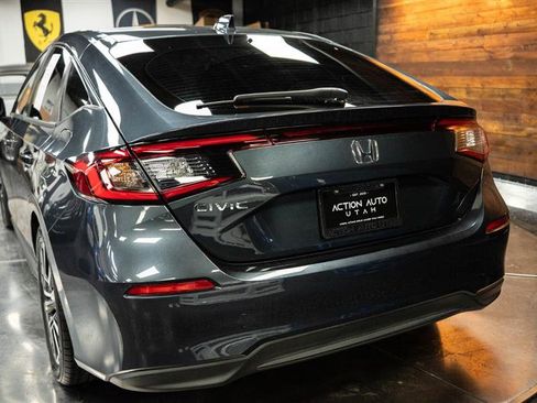 Used 2022 Honda Civic EX-L image 6