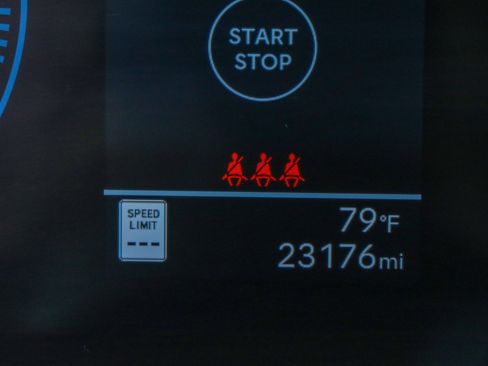 Used 2025 Hyundai Sonata SEL FWD image 16