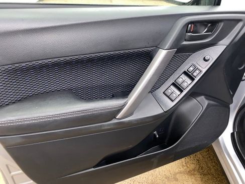 Used 2018 Subaru Forester 2.5i Premium image 8