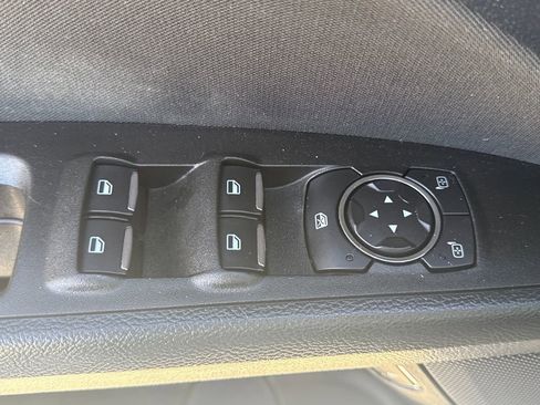 Used 2018 Ford Fusion SE image 26