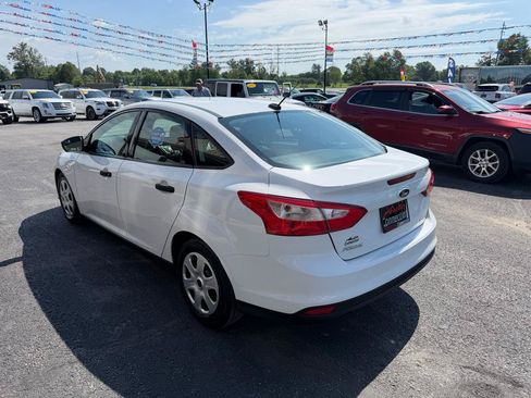 Used 2014 Ford Focus S FWD image 6