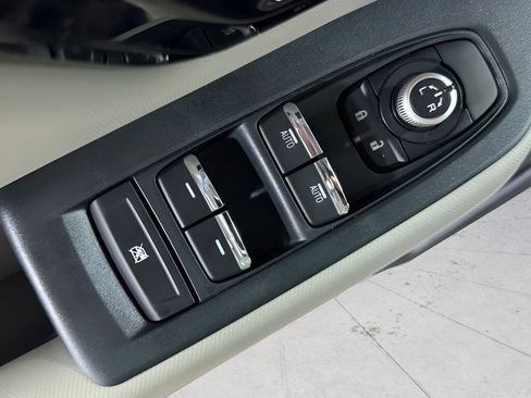 New 2025 Subaru Forester Limited image 20