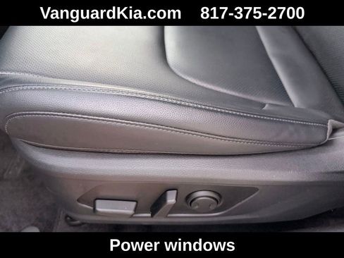 Used 2023 Kia Sportage EX image 14