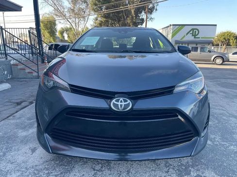 Used 2019 Toyota Corolla LE FWD image 2