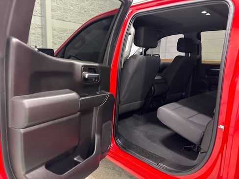 Used 2021 Chevrolet Silverado 1500 Custom Trail Boss w/ Safety Confidence Package AWD/4WD image 14
