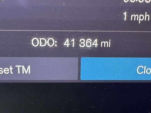 Used 2023 Volvo XC90 B6 Plus image 24