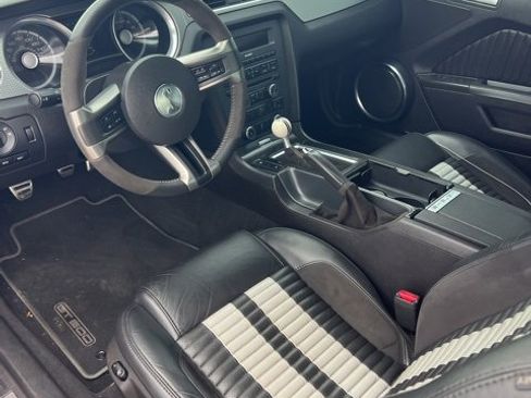 Used 2010 Ford Mustang Shelby GT500 image 7