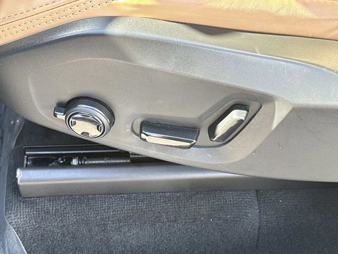 Certified 2023 Volvo XC90 T8 Ultimate image 18