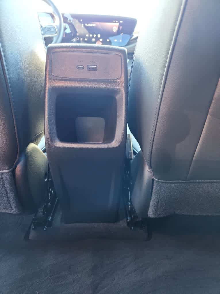 Used 2025 Buick Envista Sport Touring FWD image 22