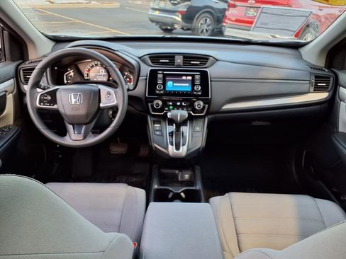 Used 2018 Honda CR-V LX image 5