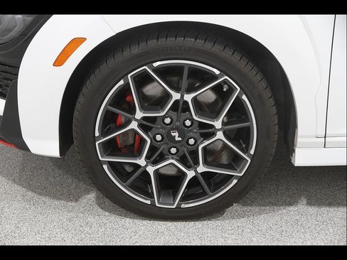 Certified 2022 Hyundai Kona N FWD image 24