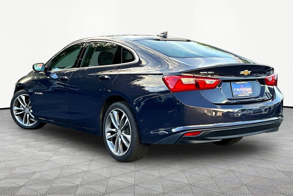 Used 2025 Chevrolet Malibu LT FWD image 5