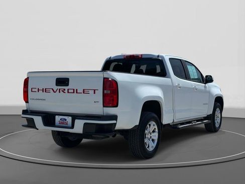 Used 2022 Chevrolet Colorado LT w/ Luxury Package RWD image 5